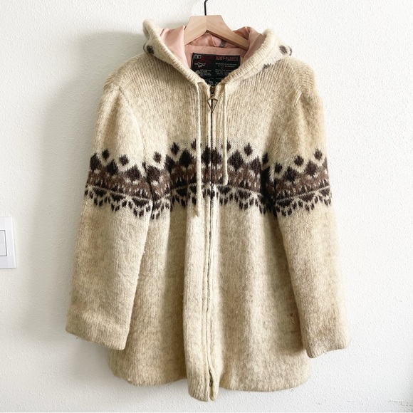 Sweaters - Vintage Scandinavian Pure New Wool sweater 1970s Tundra Lined Zip Fair isle
